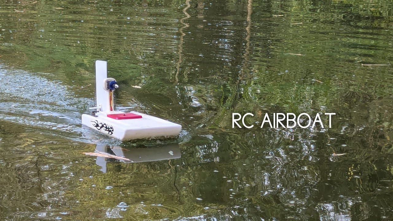 លេងទូកខ្យល់បញ្ជា/RC AIRBOAT PLAY IN HOMETOWN 