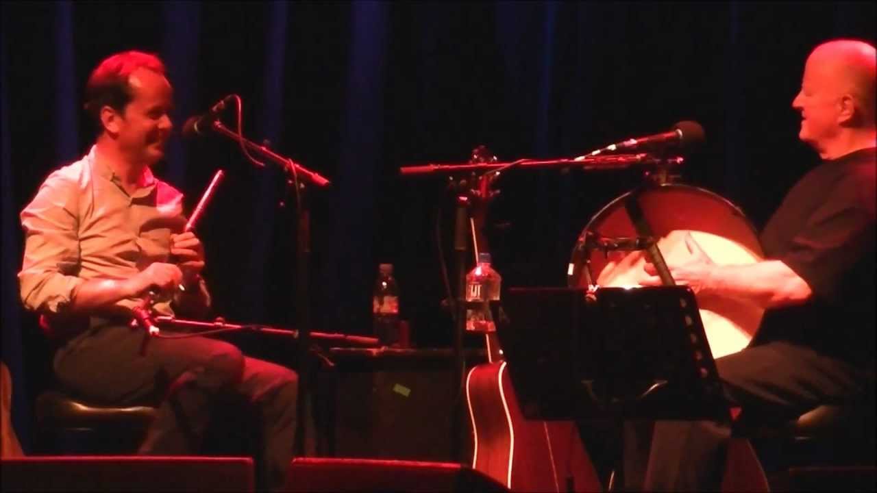Conor Byrne and Christy Moore: The Wounded Hussar & Jigs