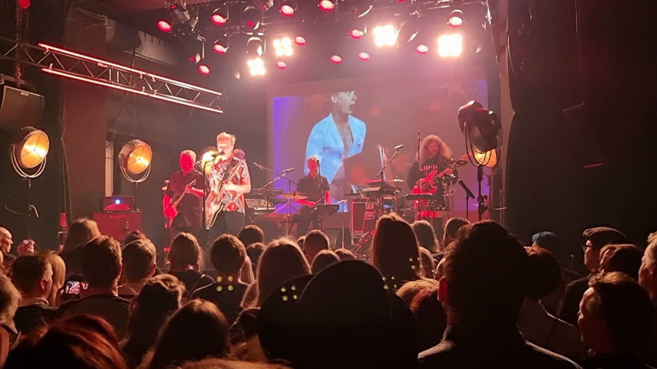 Ismo Alanko: Pornografiaa (Live) +intro