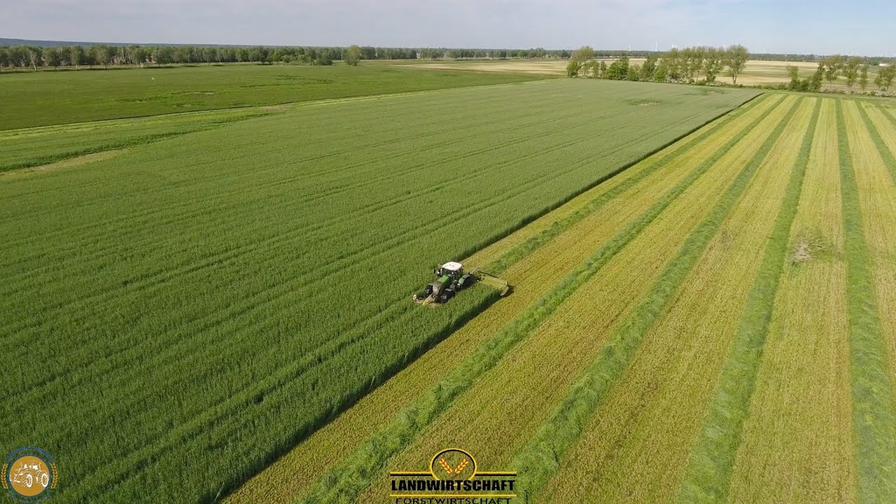 Landwirtschaftlicher Großeinsatz beim Grünland mähen mit dem Lohnunternehmen J&J GPS mähen 2021