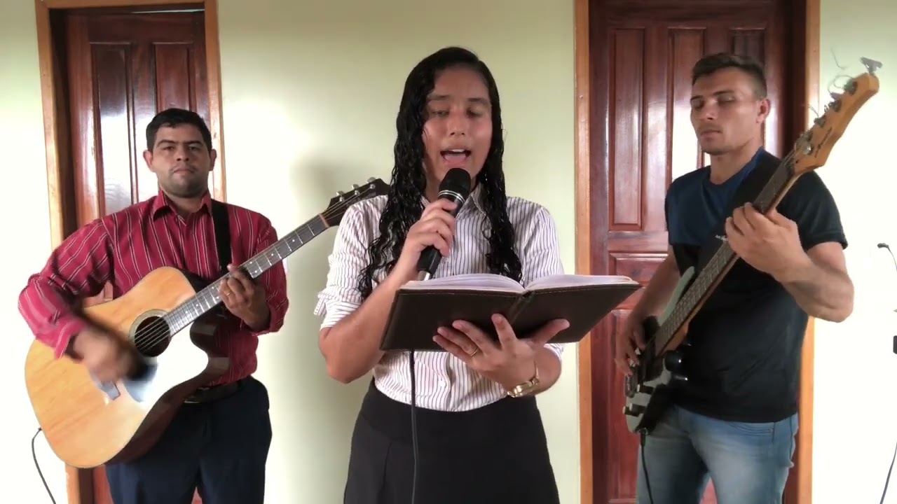 Hino 305 @Jhonataviolonista
