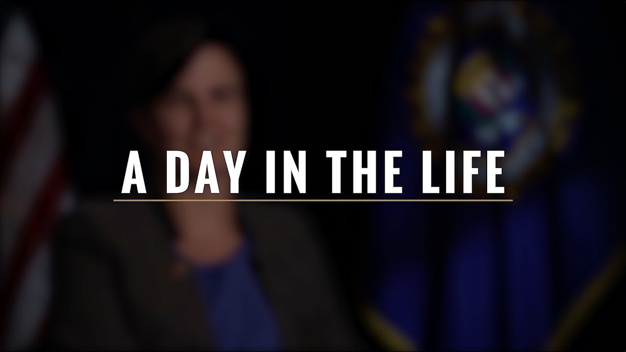 Intel.gov | Day in the Life | Intelligence Analyst