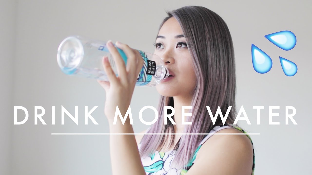 10 Ways to Drink More Water 💦