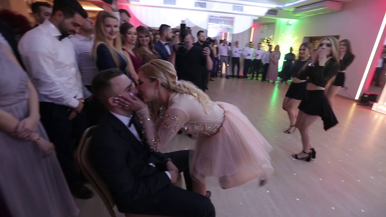 Wesele Dominiki i Michała- NIESAMOWITA NIESPODZIANKA - Pokaz taneczny na weselu. Best dance ever !