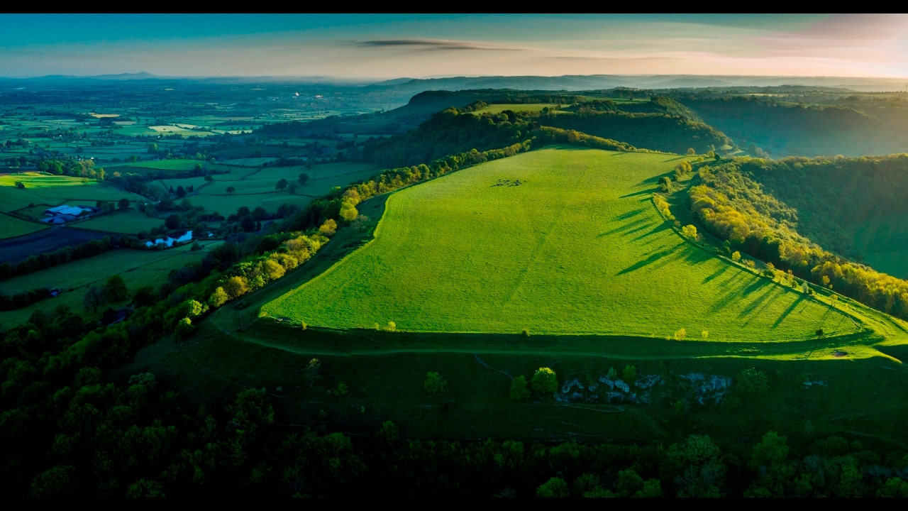 Discover Stroud District