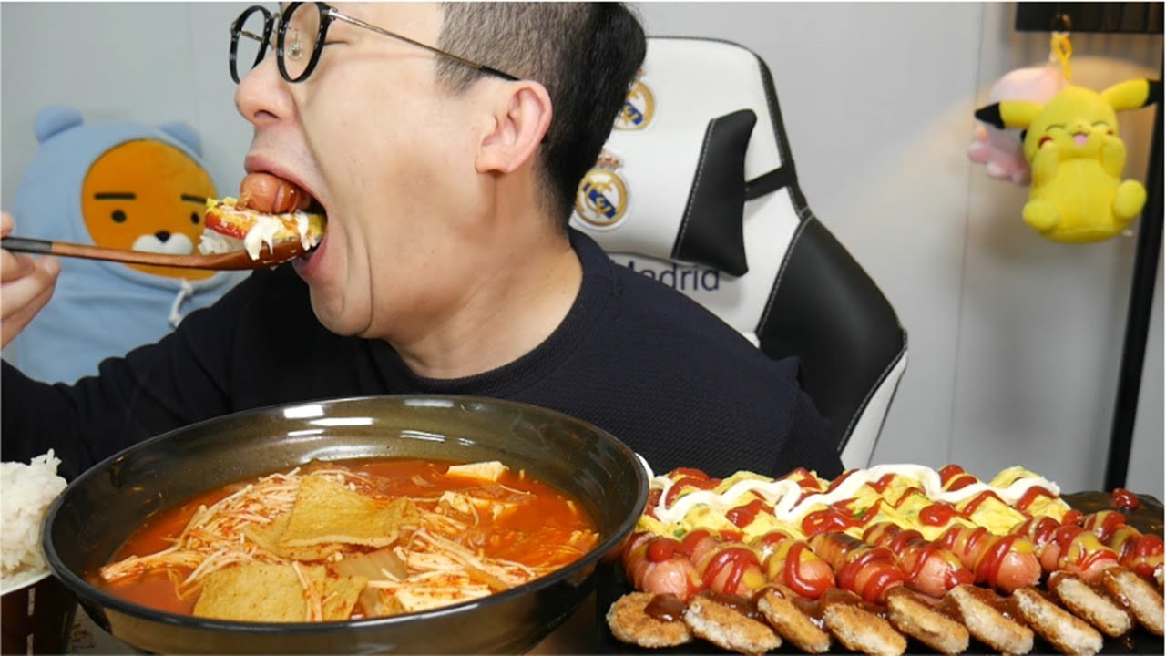 밥도둑들 몰려옴!![[어묵김치찌개 왕비엔나 꼬마돈까스 계란말이]]먹방 REAL SOUND MUKBANG EATING SHOW