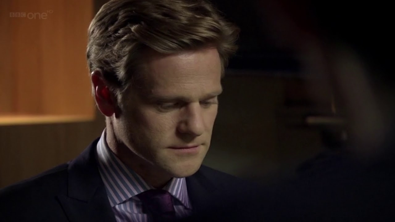 Holby City s14 e25 Hanssen scenes