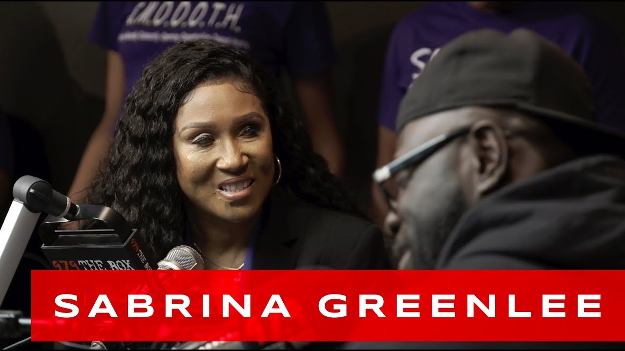 Texans Star DeAndre Hopkins' Mother Sabrina Greenlee Talks Losing Her Vision & How She Survived