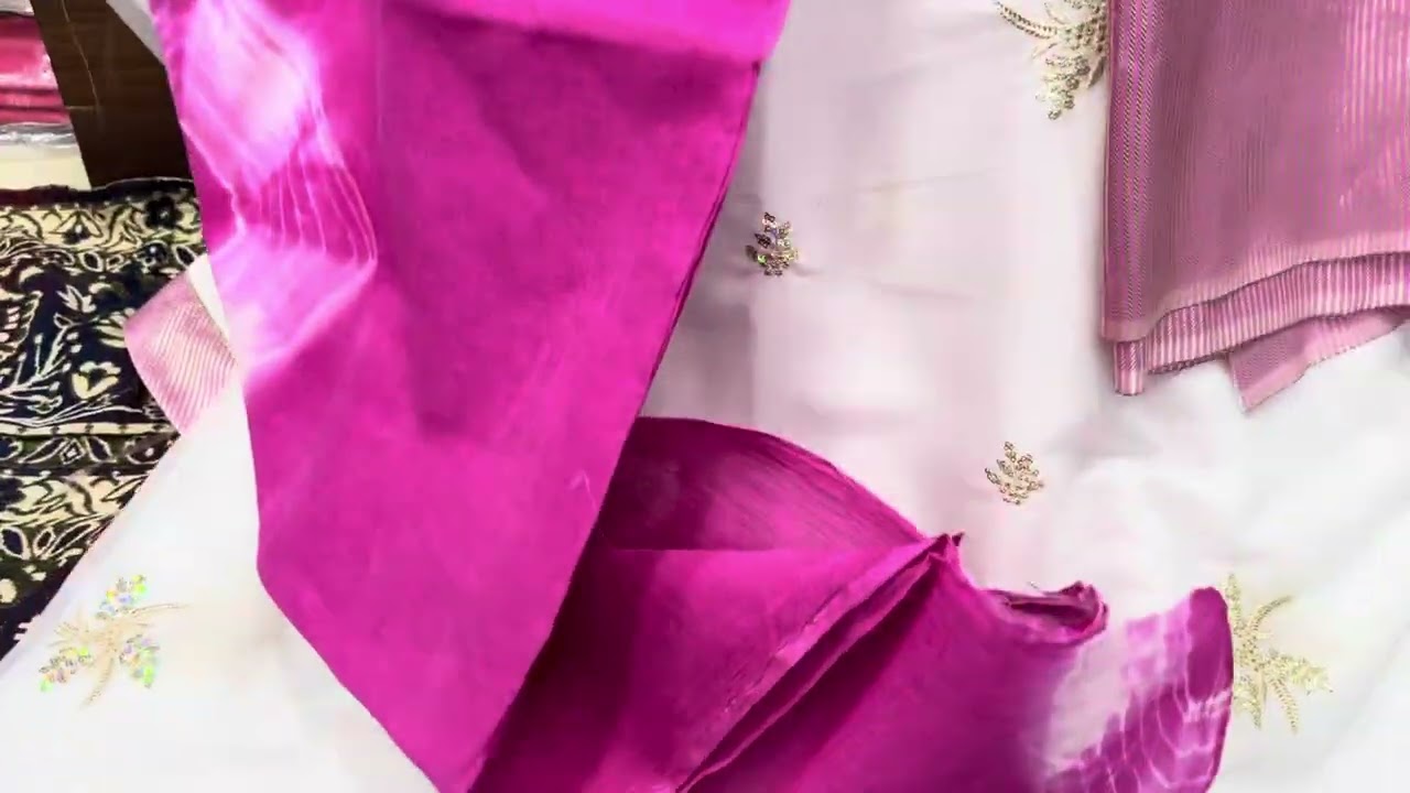 New design ❣️bilkul km rate me ❣️ful pesaa wasul suit 🧿❤️