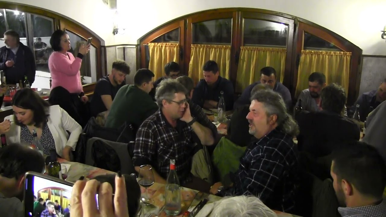 CORO  di  ANZOLA  ""Portantino  che  porti  quel  morto ""