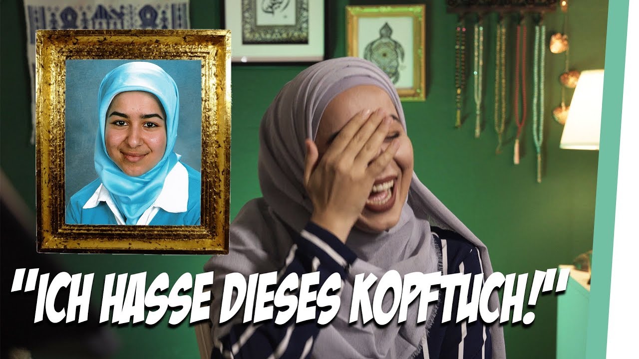 Hijabi Evolution | Gülcan guckt sich ihre alten Fotos an