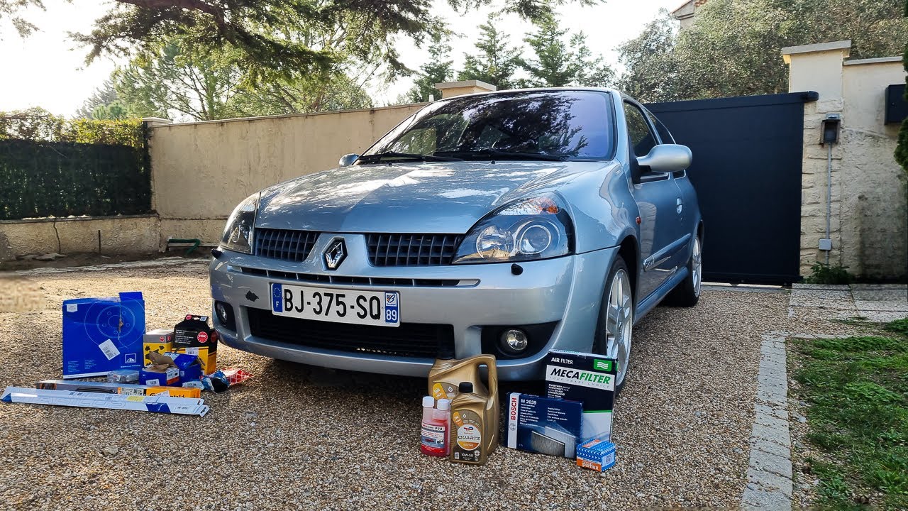 J'attaque la restauration de la Clio 2 RS