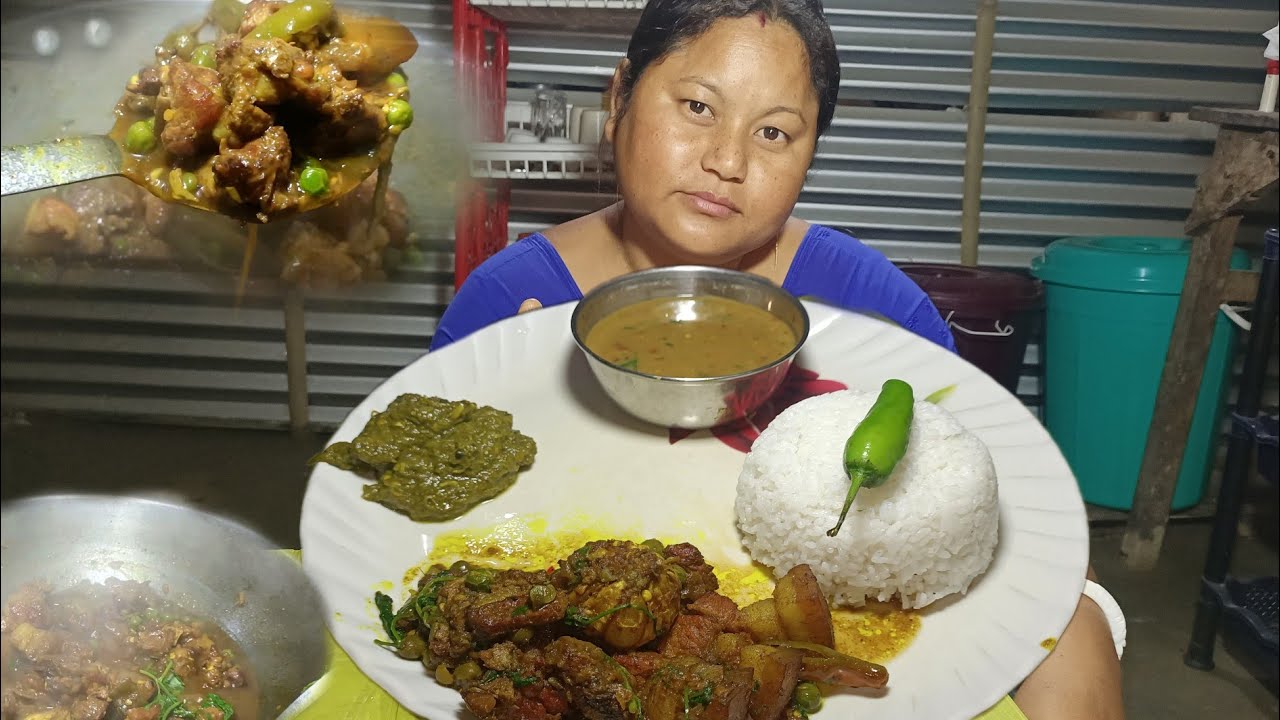 Cooking Eating Pork Curry | Oma Bedor Wngkri, Taso Bitori, Sobai Wngkri, Songnai Arw Janai