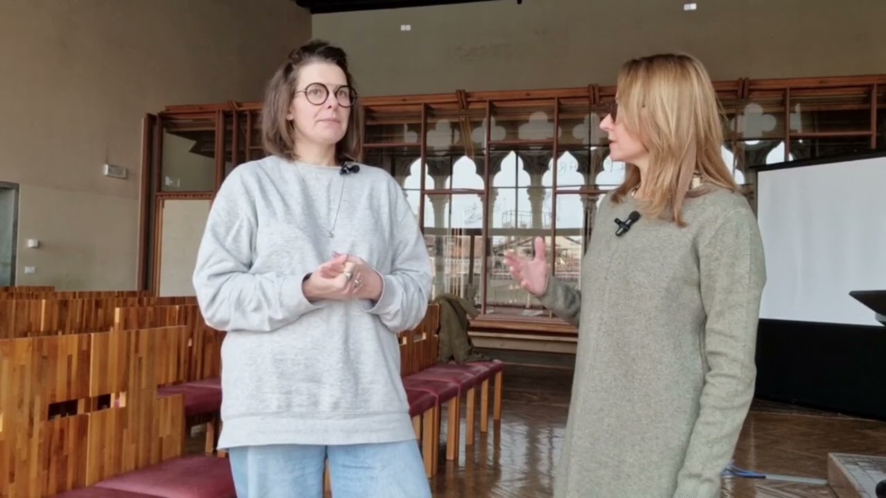 Тур університетом Ca' Foscari у Венеції та презентація Ракеле міжнародного офісу та програм.