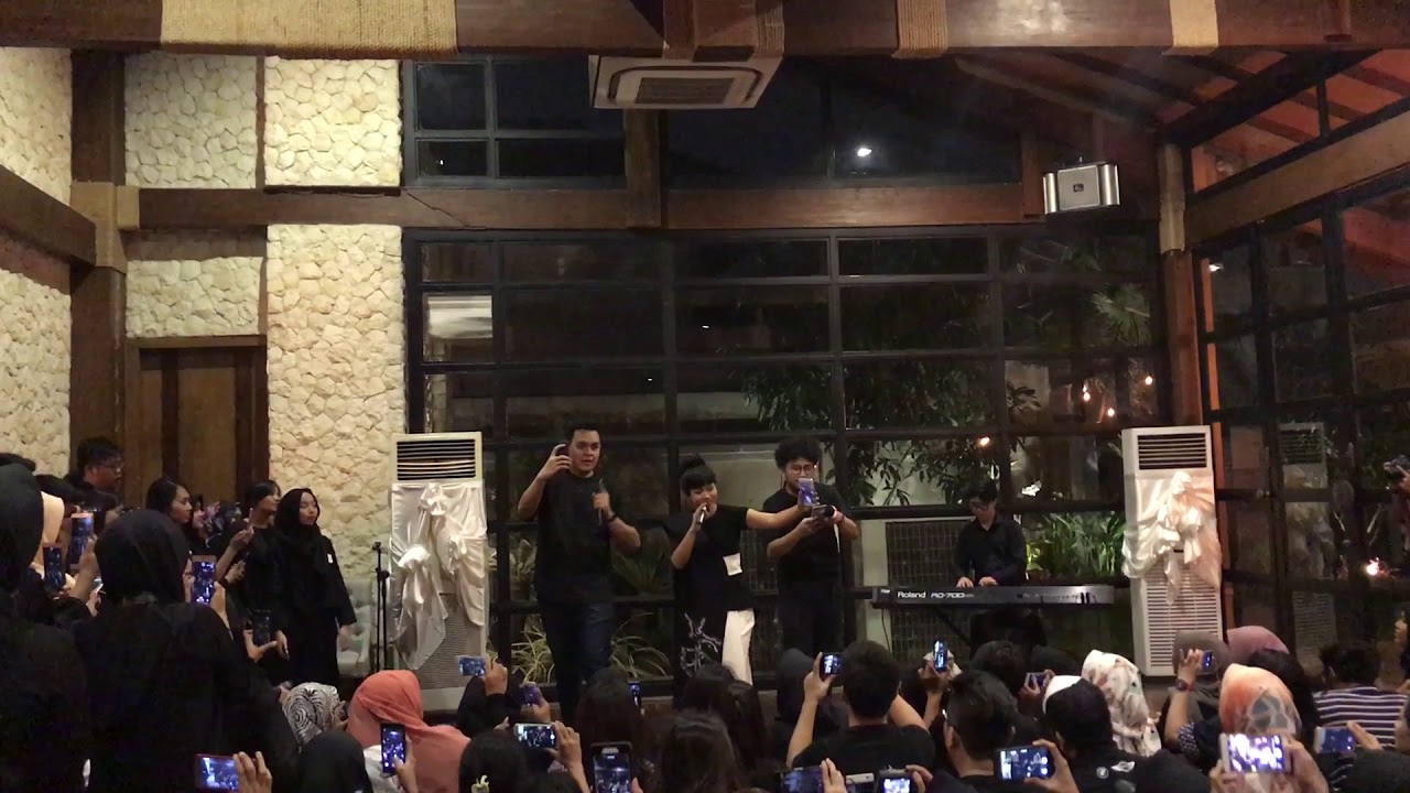 Tulus ft Yura Yunita & Kunto Aji - Cinta dan Rahasia