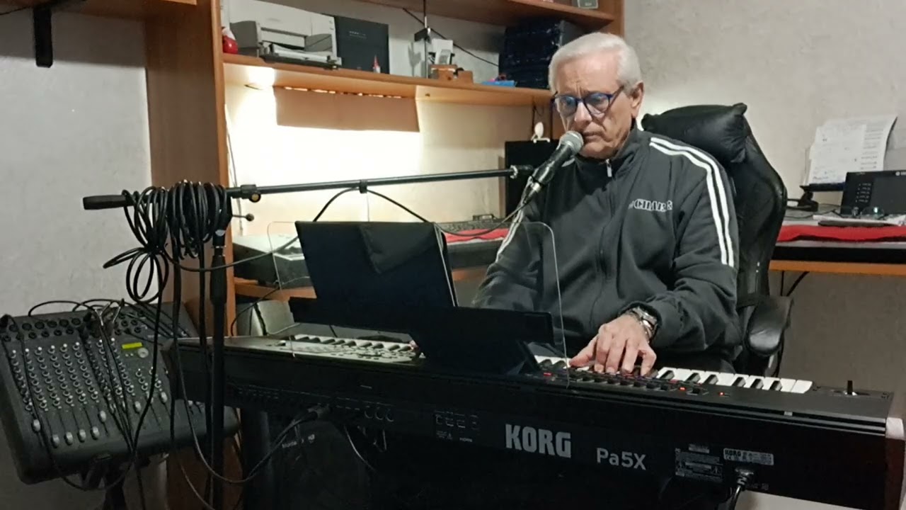 Medley Swing....in cerca di te/un bacio a mezzanotte/carina/Korg pa5x