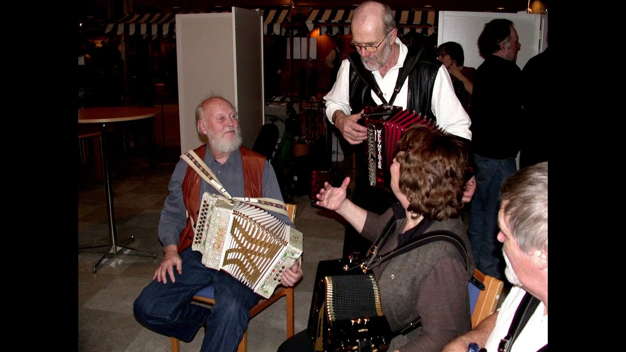 2004 MUSIK 1