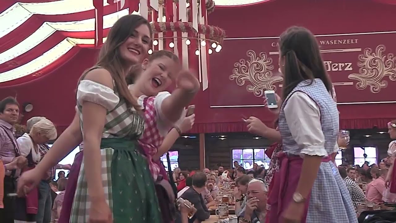 Interview mit Wildecker Herzbuben beim Cannstatter Volksfest