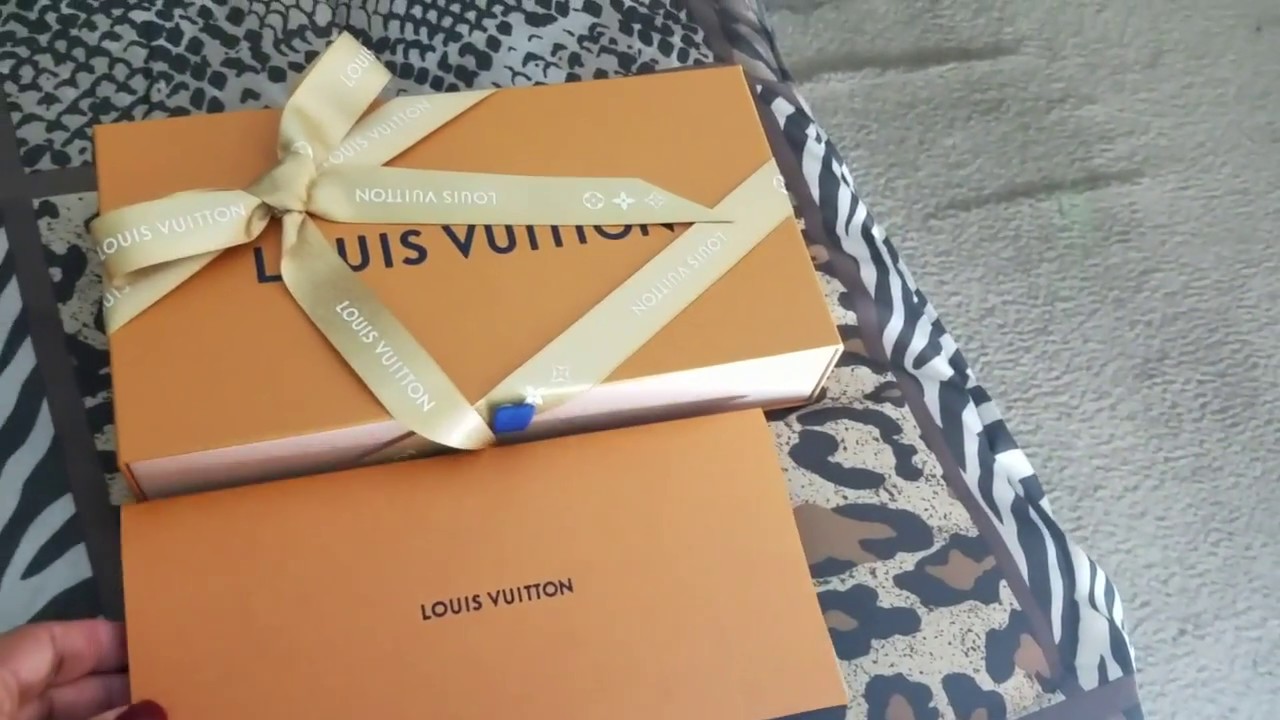 Louis Vuitton Leogram BB Bandeau