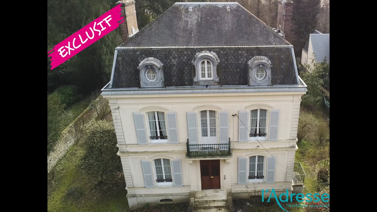 BIEN AUJOURD'HUI VENDU (plus en vente en 2025) - Maison de Maîtres. Ref. 3826