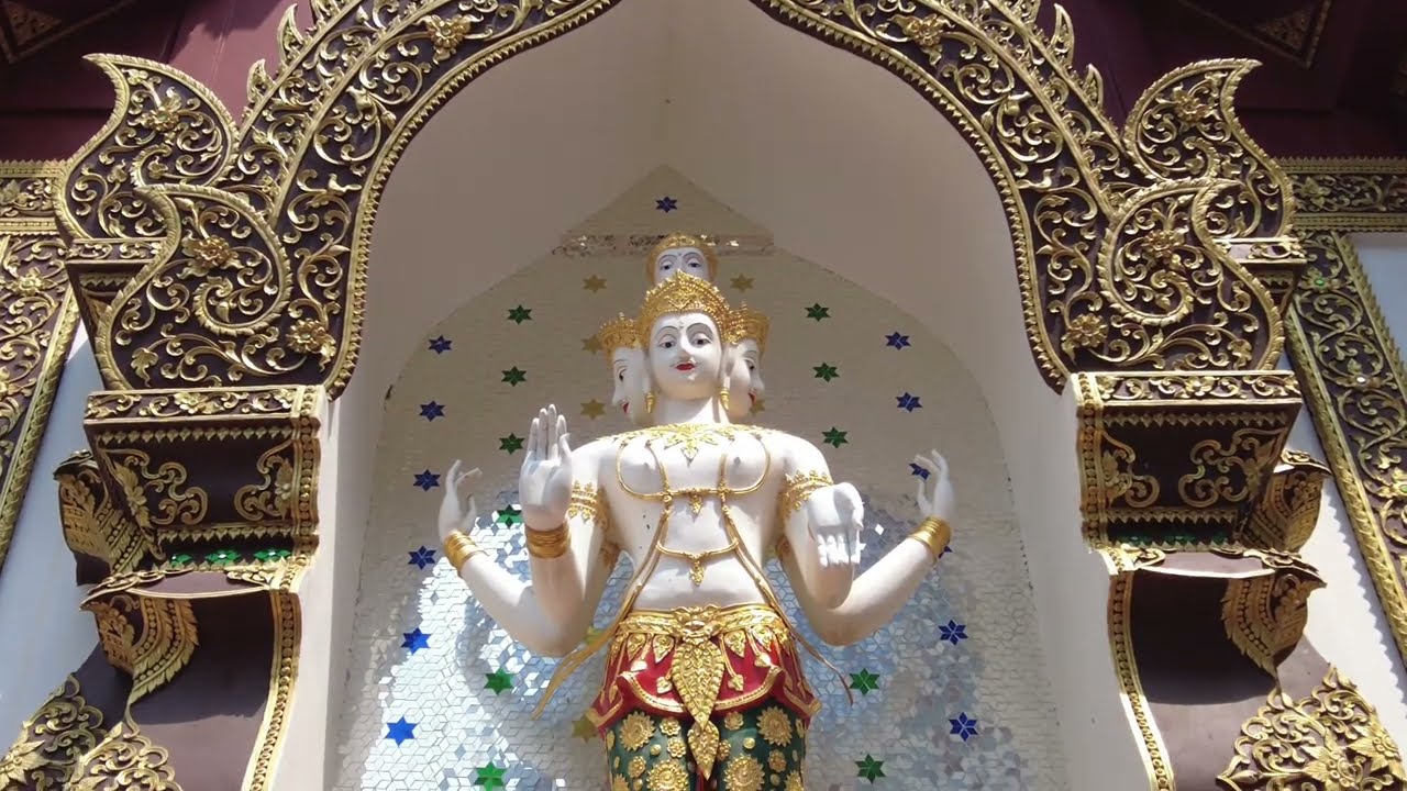 4K Virtual Tour To Wat Hua Khuang In Chiang Mai Thailand
