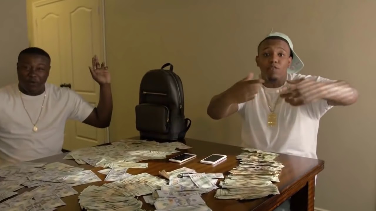 Shining - Dumbway Ft Mookie (Music Video)