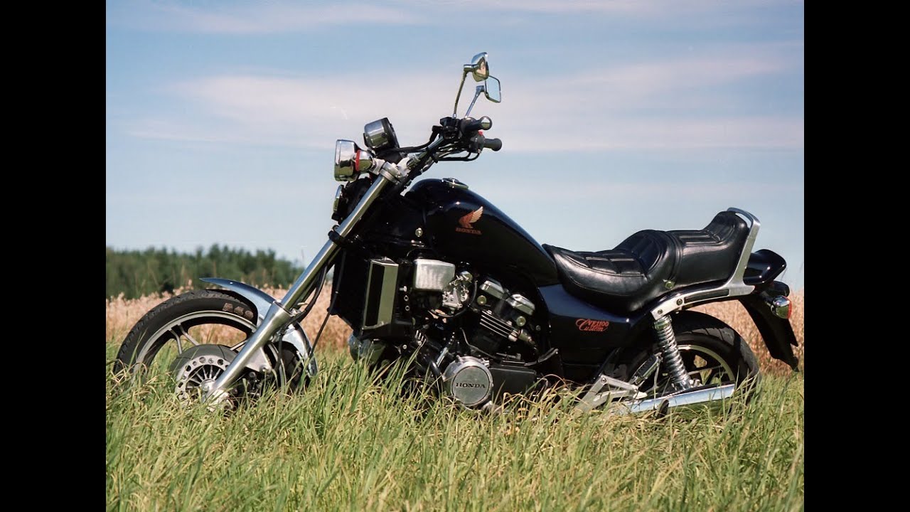 Honda VF1100 Custom Magna V65