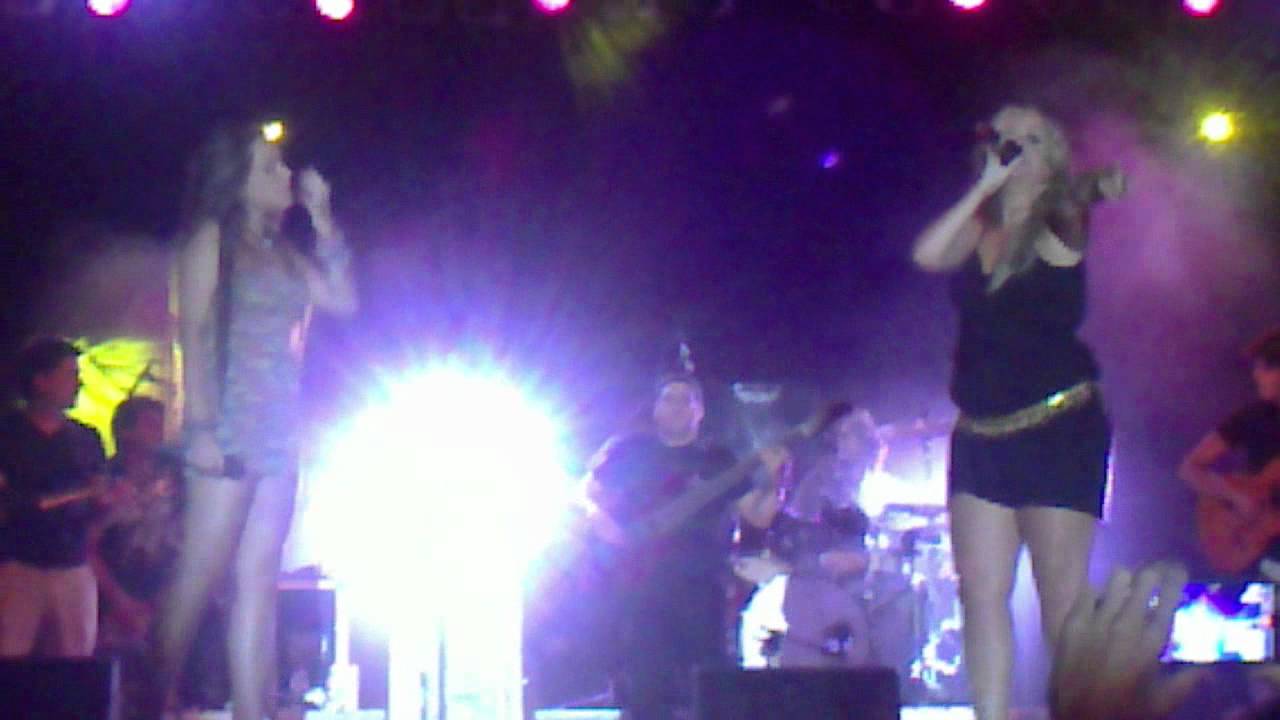 Concierto de La Húngara con La Lauri en Barrax - A mi Laura.