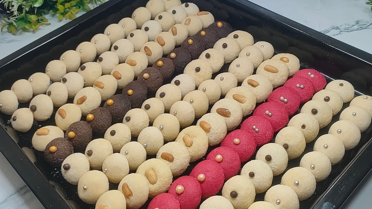 الغريبه الناعمه الدايبه للعيد❗هتجهزوها في نص ساعه بأنجح مقادير ❗دايبه دوبان ومبتبصمش #حلويات_العيد