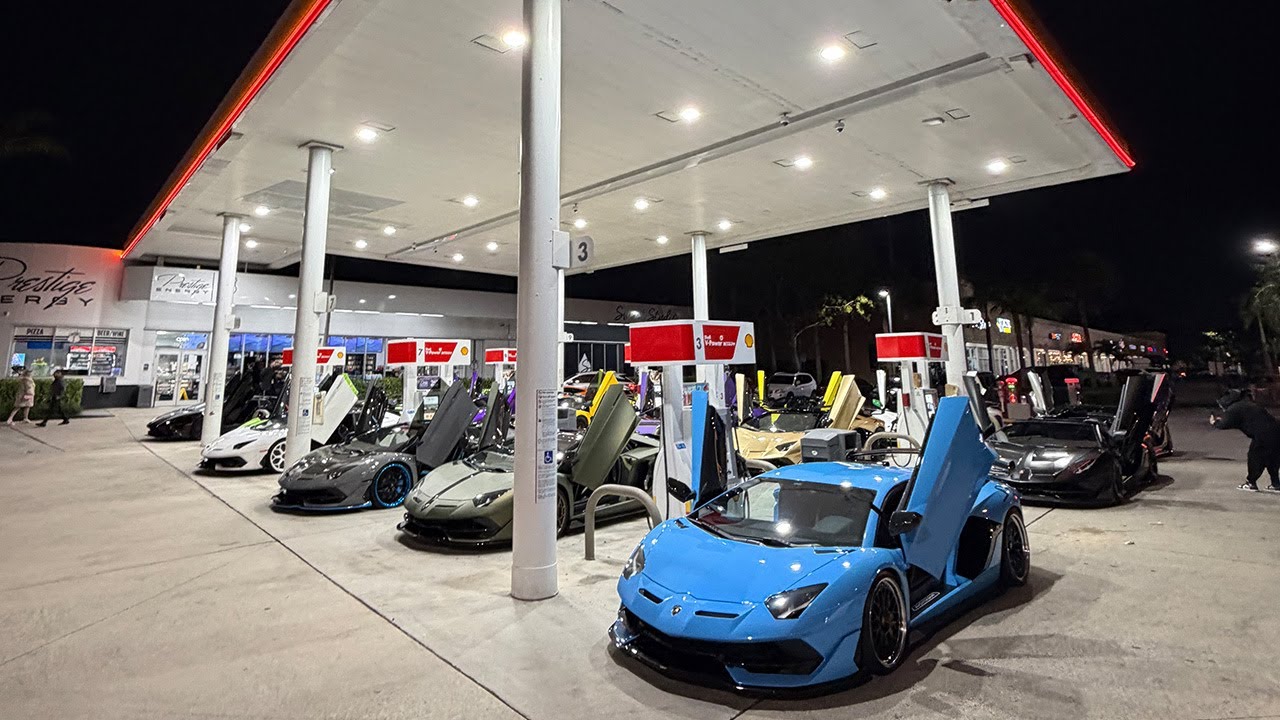 В Майами состоится встреча 22 автомобилей Lamborghini Aventador SVJ.