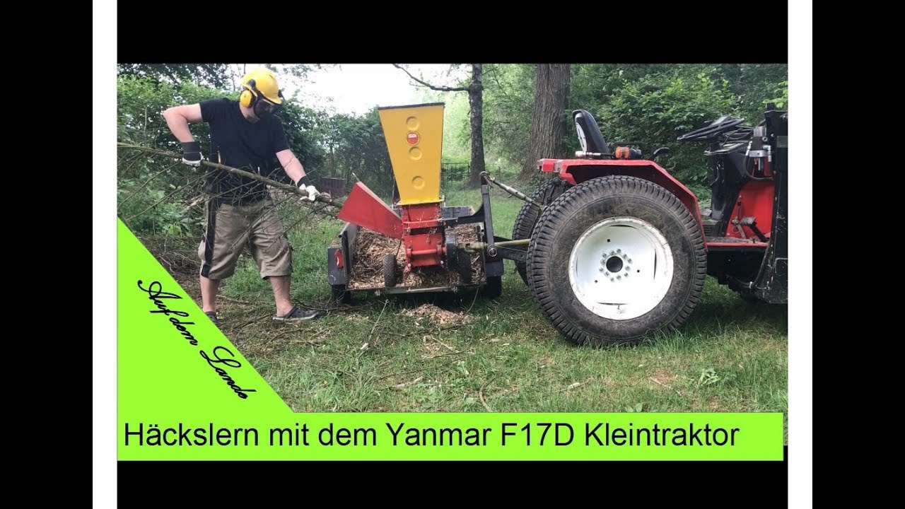 Baumschnitt Häckseln mit einem Yanmar F17D Kleintraktor und einem Caravaggi Bio 100 Häcksler