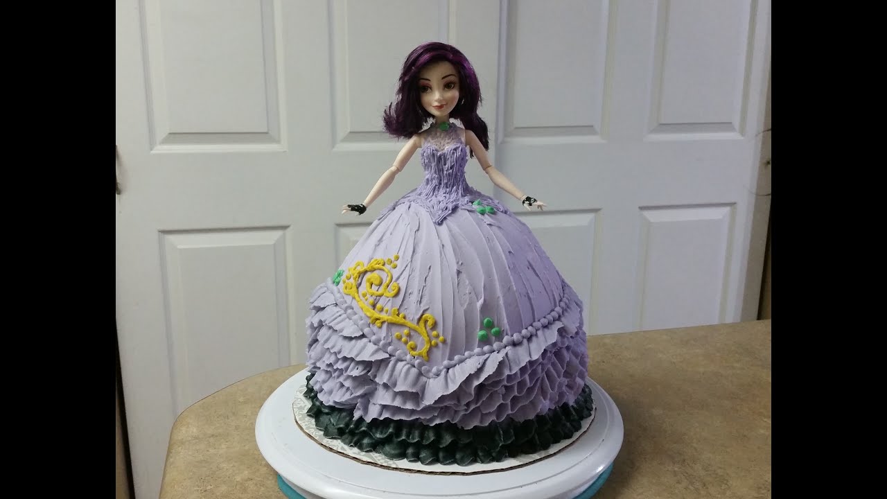 Descendant Mal BARBIE CAKE. Cake Decorating