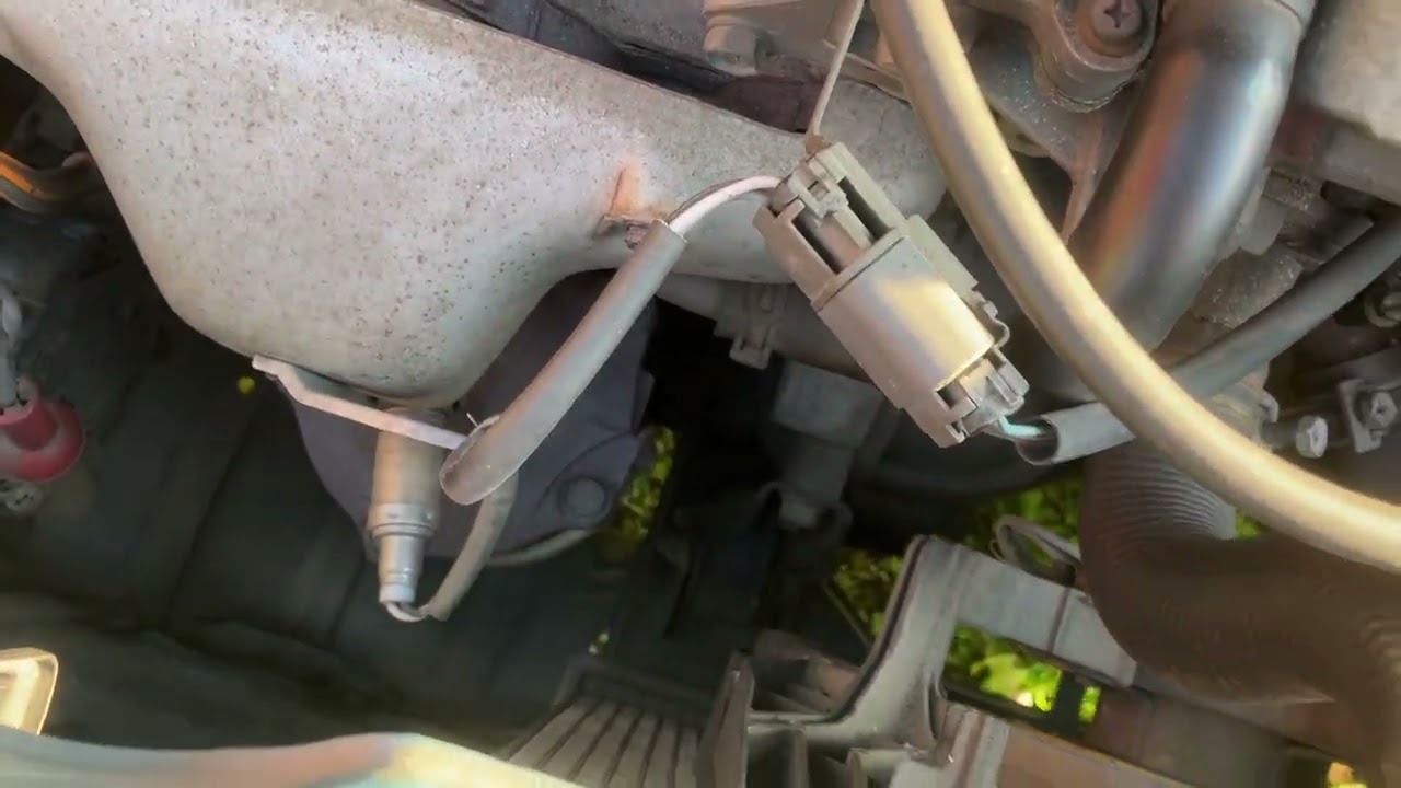 Nissan Micra K11 1.3 16V Tekniikka. Yksi aikansa parhaita luokassaan.