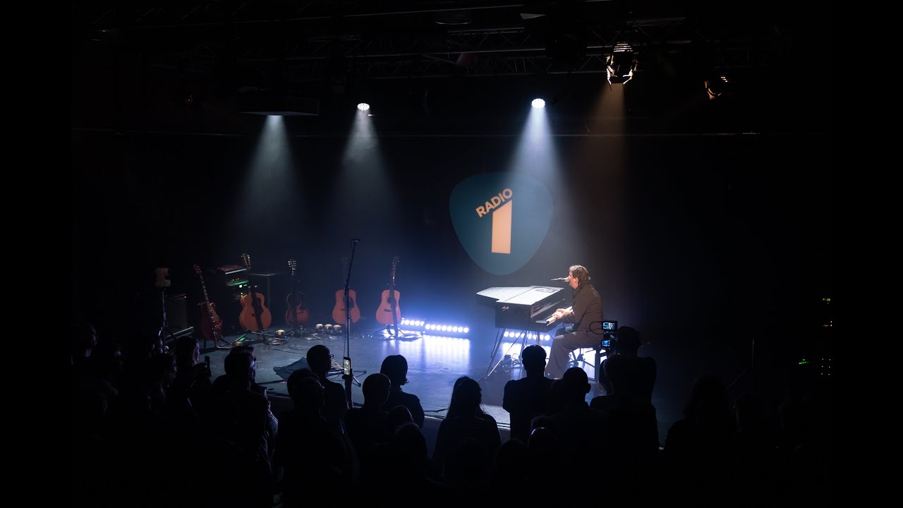 CARAMIA - NOVASTAR (LIVE @ RADIO 1 NOVASTAR SESSIE)