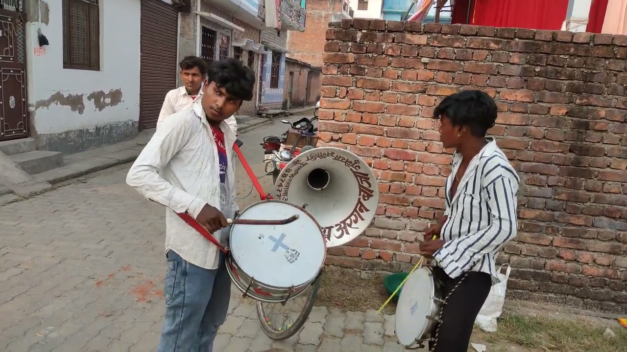 सुरेश बैंड पार्टी