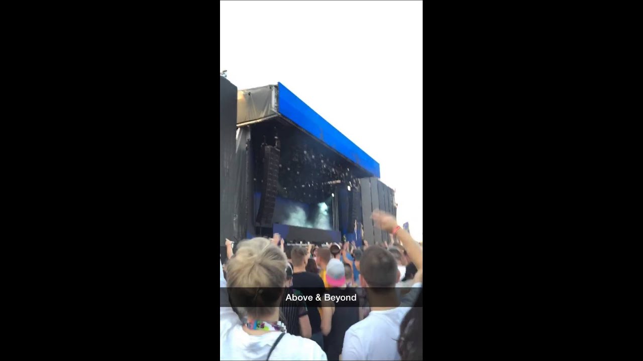 Above&Beyond @Creamfields15
