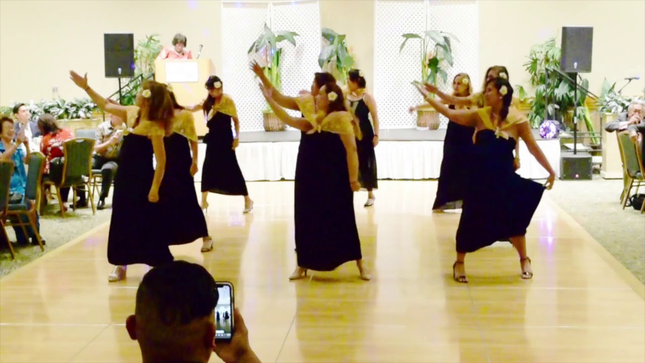 Zumba ladies perform Isem at Bacarreneos of Hawaii Dance 11-8-19