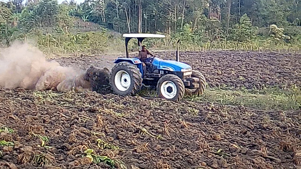 TT 75 NewHolland Built for the farm