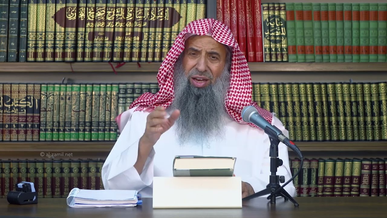 ما حكم تدريس المرأة للرجال عن طريق الوسائط الحديثة؟