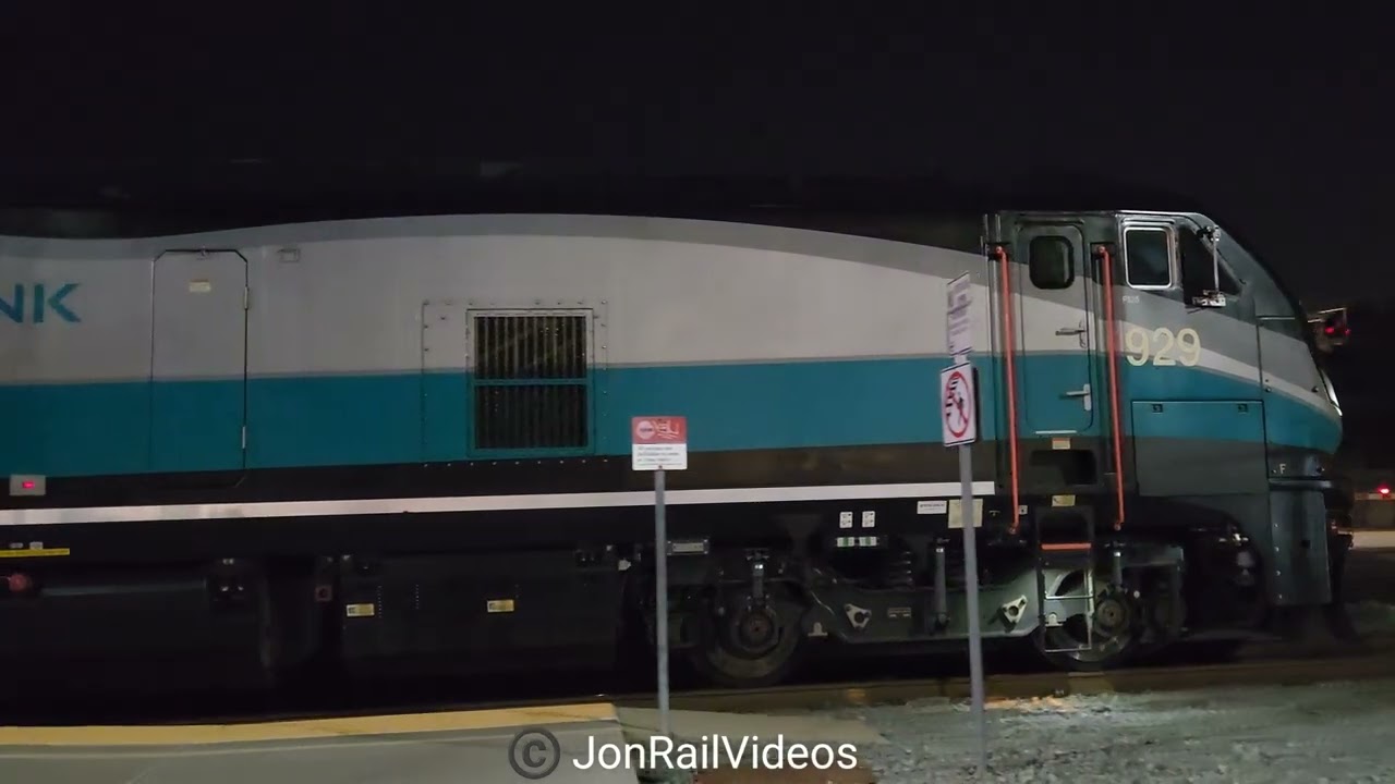 12/14/22 Pre: Metrolink 332 departs El Monte with Metrolink F125 929 using it's K3 horn