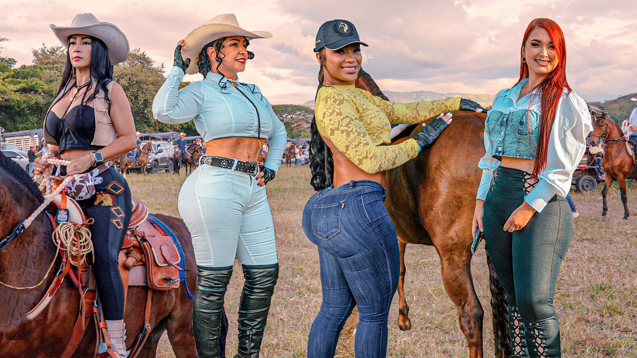 Impresionante Desfile a Caballo en COLOMBIA 🐴 Belleza &Uacute;nica en Andaluc&iacute;a - Valle 😍 2025