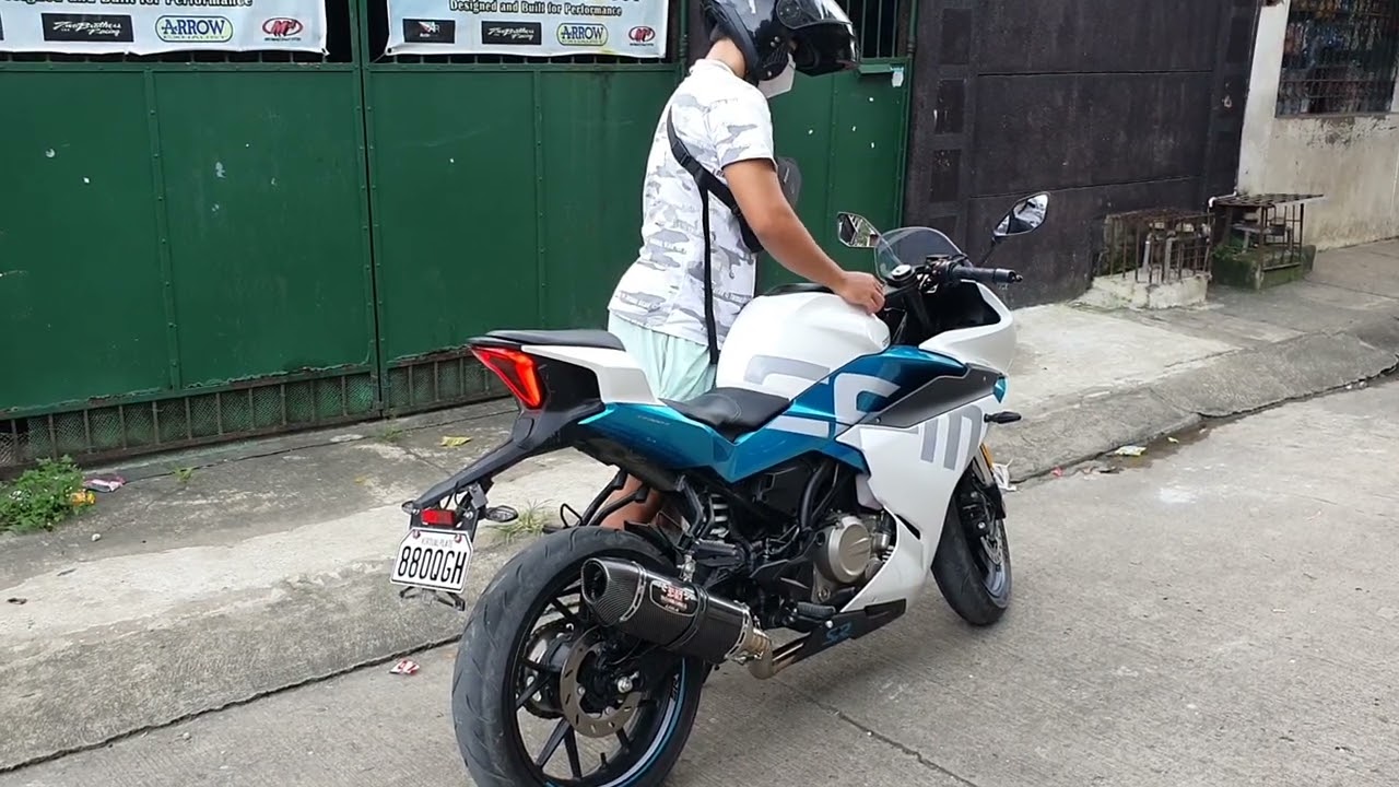 CF Moto 300SR 2022 with Yoshimura full system exhaust sound check