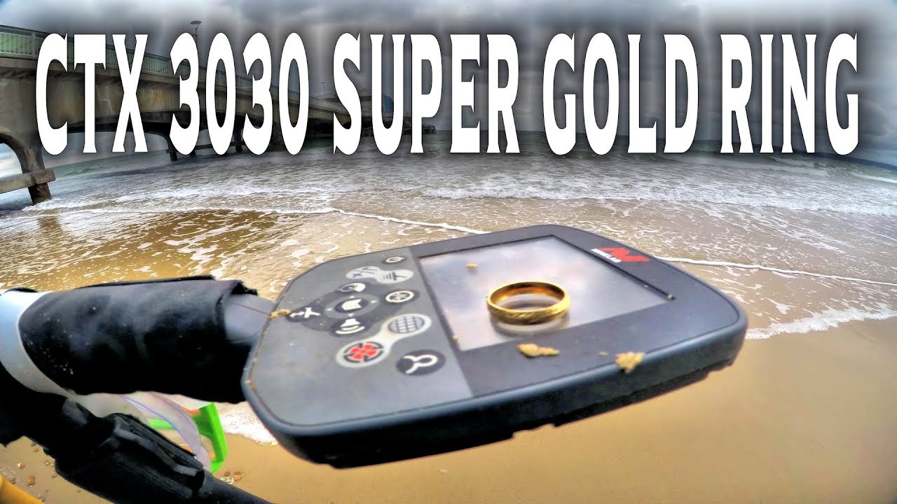 minelab CTX 3030 I Find GOLD | metal detecting beach hunt 😊