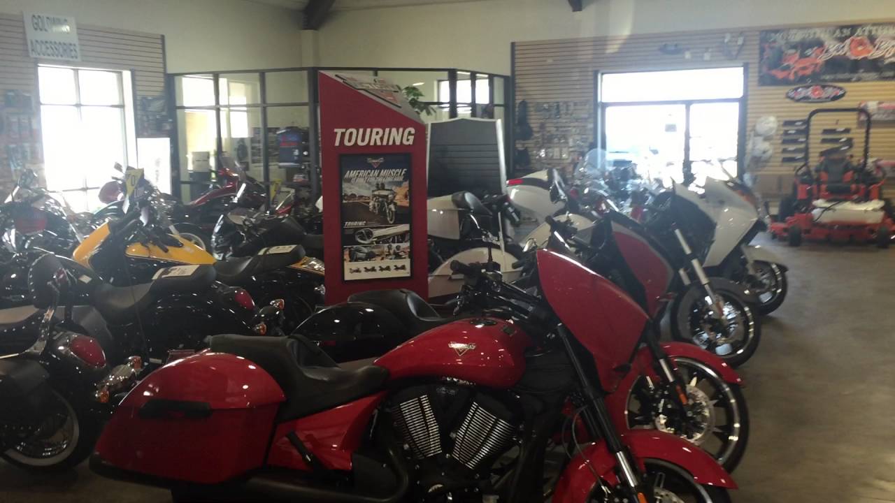 Q3 2457900 El Campo Cycle Center - Interior