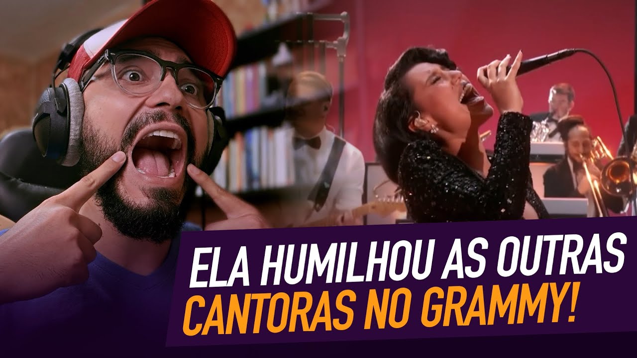 PROFESSOR de Canto REAGINDO à RAYE cantando 