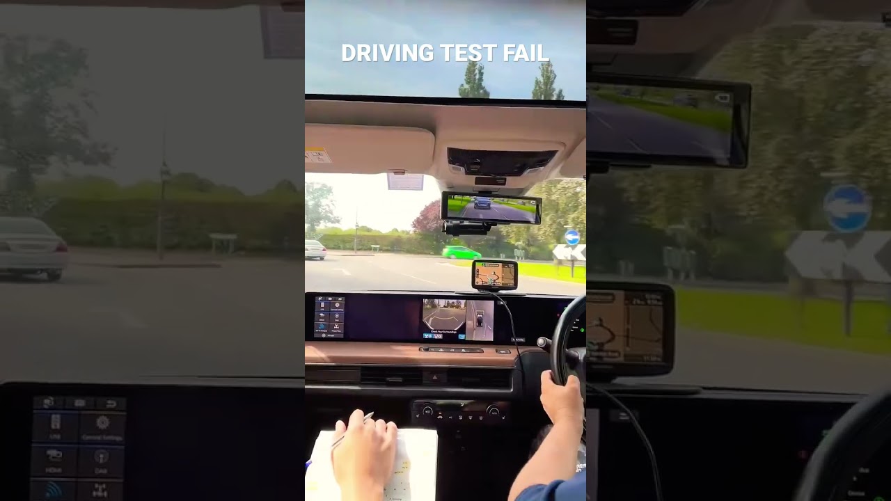 ROUNDABOUT FAIL #drivingtest #tips #drivingfails #driving #fail #fails #fy #fyp #fypシ #roundabout