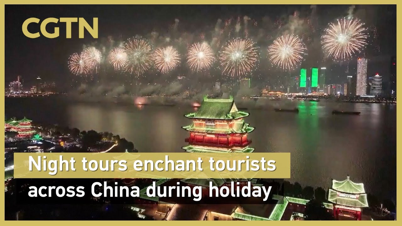 Night tours enchant tourists across China during holiday