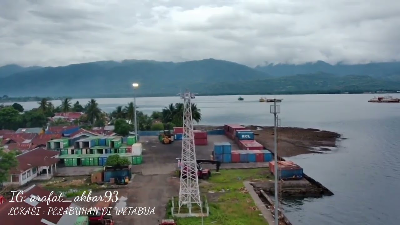 VIEW ATAS PELABUHAN DI WETABUA KAB.ALOR NTT