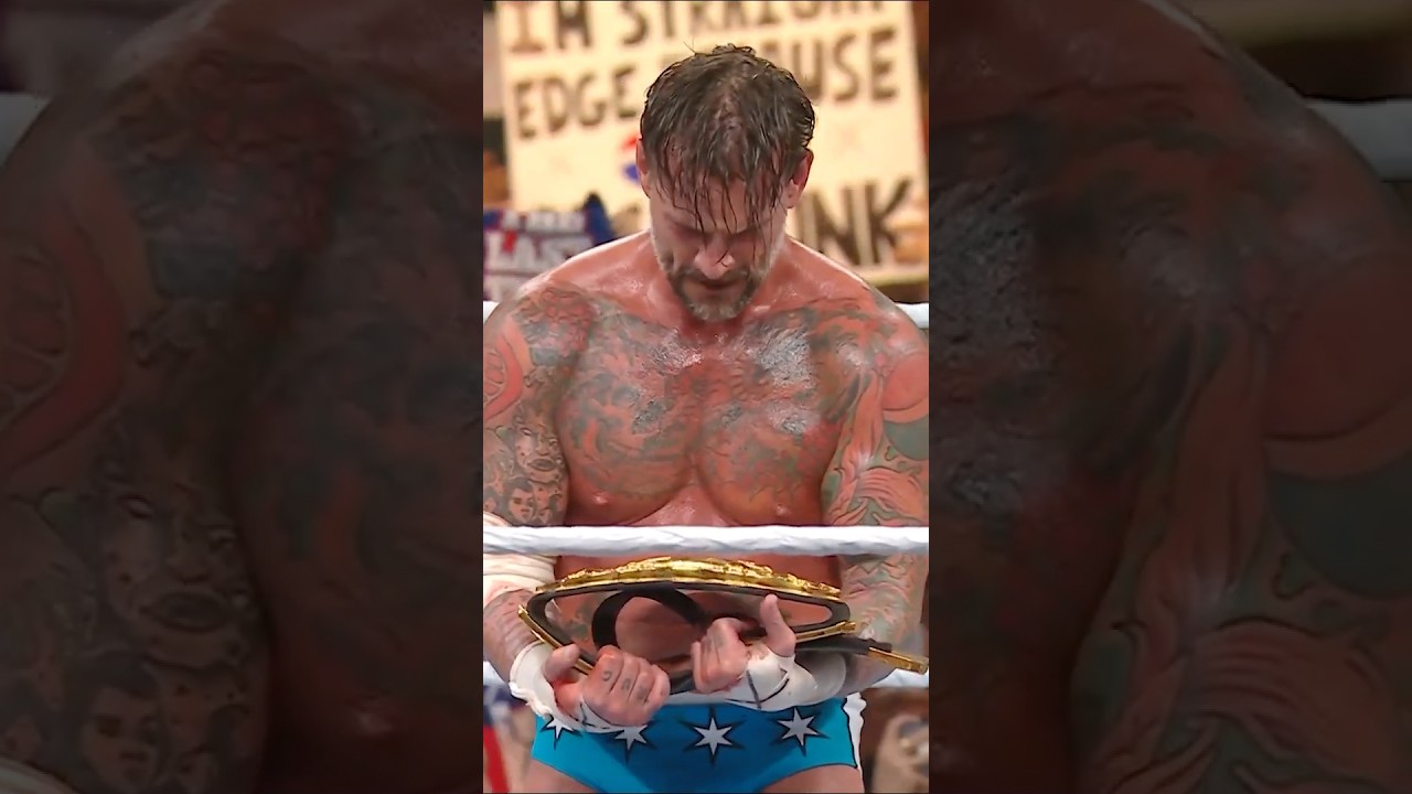 WHAT IS SETH ROLLINS DOING HERE?!?! 👀 #SummerSlam
