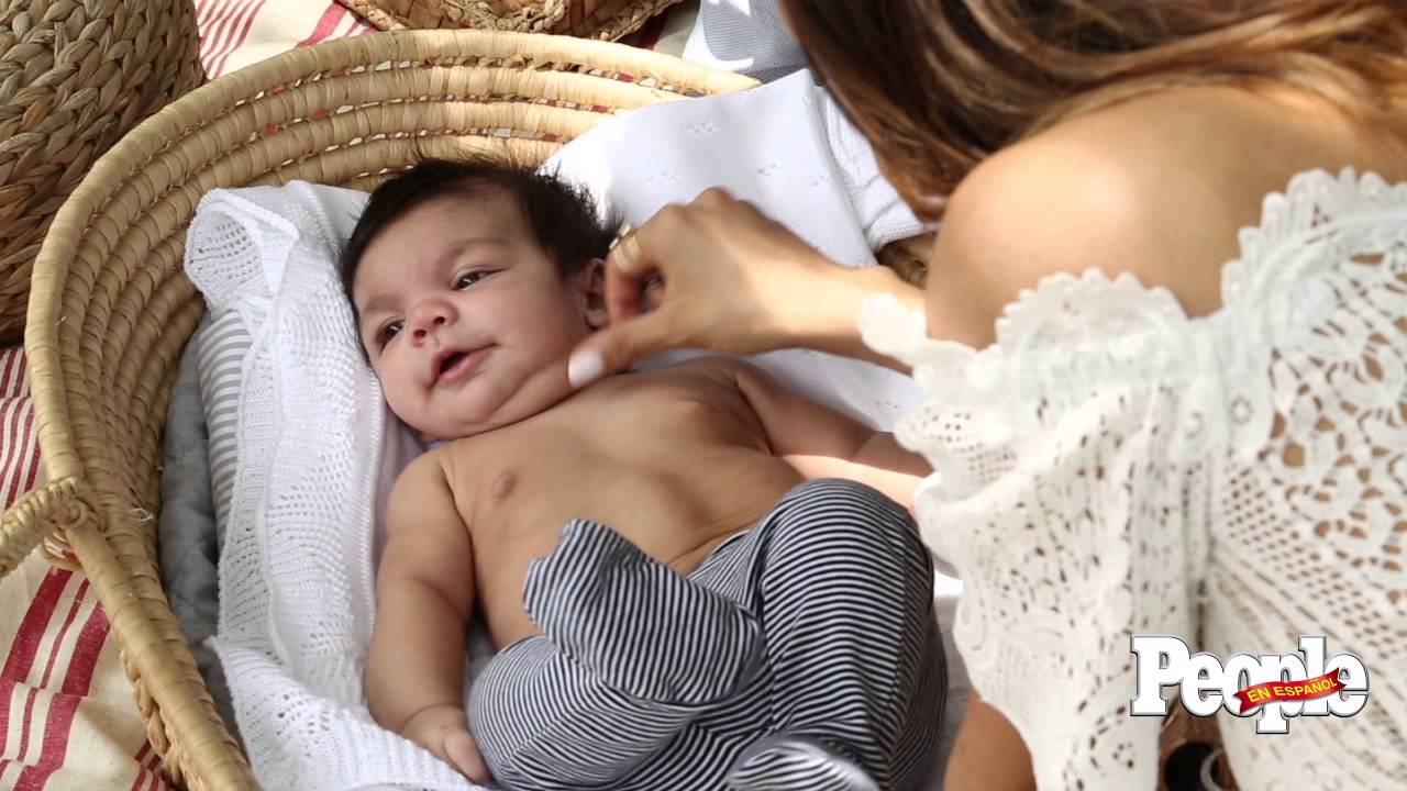 Alejandra Espinoza comparte cómo es un día con Matteo